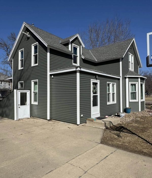 Windows, doors and siding services by Custom Windows Plus in Allendorf, IA.